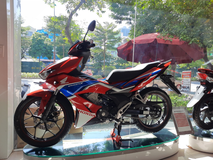 Bảng giá Honda Winner X giữa tháng 9/2022, giảm sập sàn 15 triệu đồng - 4