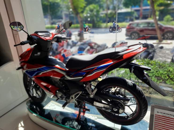 Bảng giá Honda Winner X giữa tháng 9/2022, giảm sập sàn 15 triệu đồng - 5