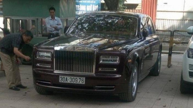 Những chủ nhân xế sang Rolls-Royce gặp hạn - 3