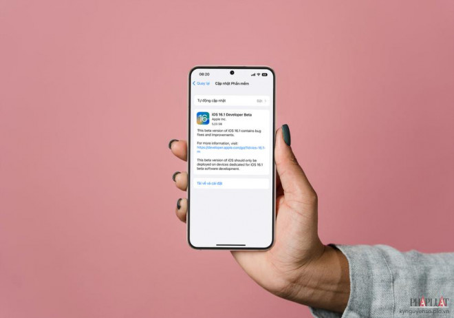 Apple đã phát hành iOS 16.1 beta với nhiều bản sửa lỗi. Ảnh: TIỂU MINH