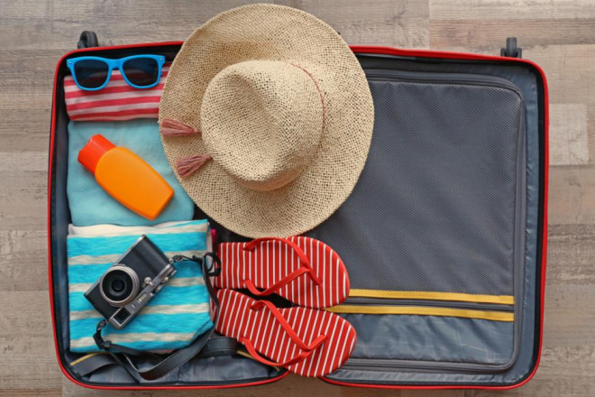 The secret to organizing suitcases like a professional traveller - 3