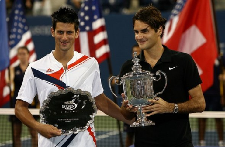 Khi Federer vào chung kết US Open năm 2007, đối thủ của anh là Novak Djokovic. Đây là lần đầu tiên hai tay vợt sừng sỏ của quần vợt đấu với nhau trong một trận chung kết Grand Slam và đó là trận chung kết Grand Slam đầu tiên trong sự nghiệp của tay vợt người Serbia. Ở trận đấu này, Federer đã thể hiện đẳng cấp của mình và giành chiến thắng ở các set thắng 7-6 (4), 7-6 (2), 6-4.