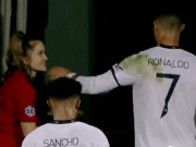 Bóng đá - Ronaldo xử phũ fan nữ ở Europa League, được &quot;khen&quot; làm điều Messi chưa mơ tới