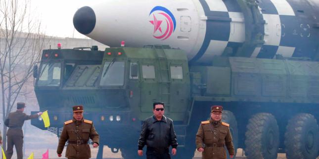 Luật mới của Triều Tiên cho phép tấn công hạt nhân phủ đầu nếu bị đe doạ