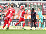 Bóng đá - Video bóng đá Augsburg - Bayern Munich: Bàn thua cay đắng, tôn vinh &quot;người nhện&quot; (Vòng 7 Bundesliga)