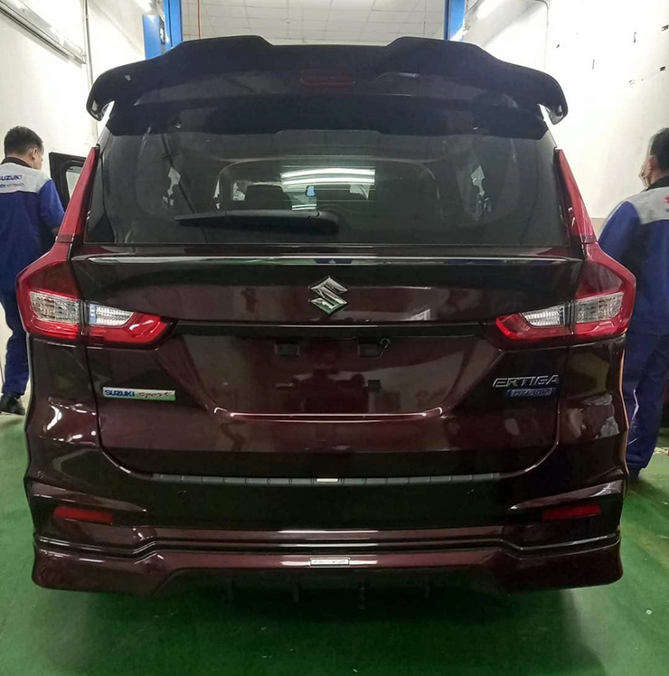 Hình ảnh thực tế của Suzuki Ertiga hybrid 2022 sắp bán tại Việt Nam
