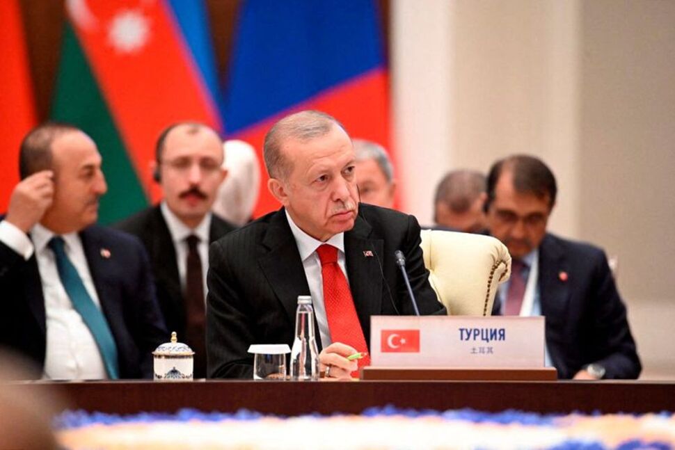 Tổng thống Thổ Nhĩ Kỳ Tayyip Erdogan tham dự cuộc họp của Tổ chức Hợp tác Thượng Hải (SCO) (ảnh: Reuters)