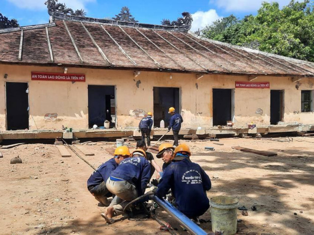 “Thần đèn” bật mí chiêu chuyển dịch chính điện ngôi chùa 1.000 tấn ở Huế