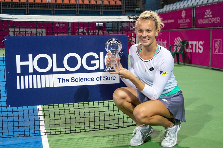 Katenina Siniakova bất ngờ vô địch tại Portoroz