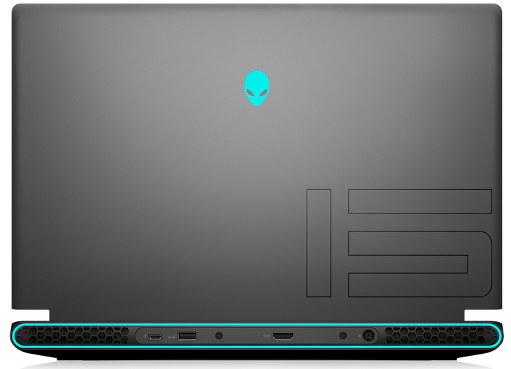 Alienware m15 R7.