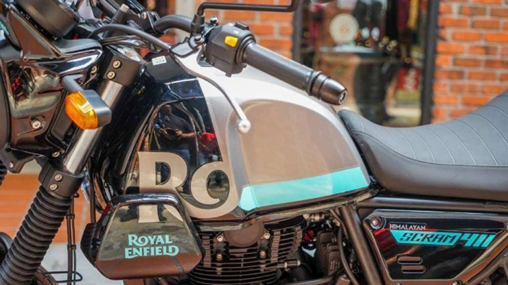 Scram 411 được trang bị động cơ SOHC đơn xi lanh LS-410 của Royal Enfield, dung tích 411cc, làm mát bằng không khí, và phun xăng điện tử EFI
