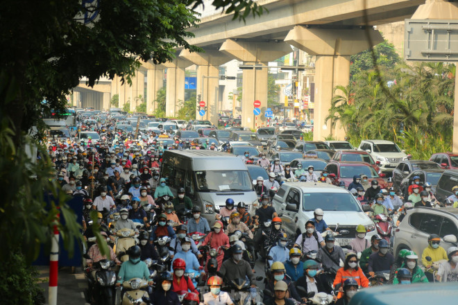 Sở GTVT đề nghị UBND thành phố Hà Nội chấp thuận cho tiếp tục triển khai thí điểm phương án trong thời gian 3 tháng (từ 6/9 đến 31/12) và điều chỉnh phương án cho phù hợp với tình hình giao thông thực tế trên tuyến đường Nguyễn Trãi.