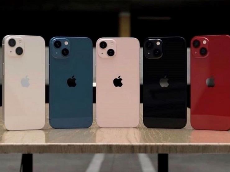 Giá iPhone 13 giảm cả chục triệu đồng sau khi iPhone 14 lên kệ