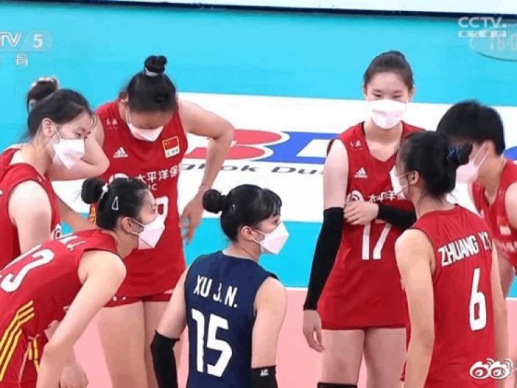 Bóng chuyền nữ Trung Quốc thắng Iran 3-1, gửi lời xin lỗi vì lý do này