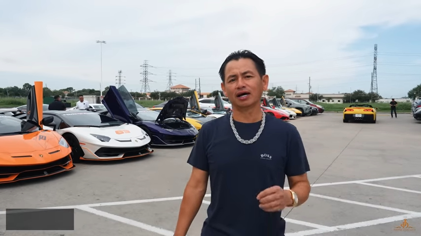 Johnny Đặng trong video gần nhất khi tận hưởng ngày nghỉ lễ bằng trải nghiệm ở giải đua xe địa hình