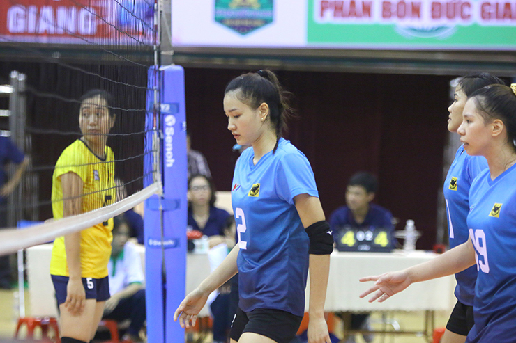 Bóng đá nữ VN: Danny hot girl Thông tin thắng đậm, Linh Chi trở lại - 4