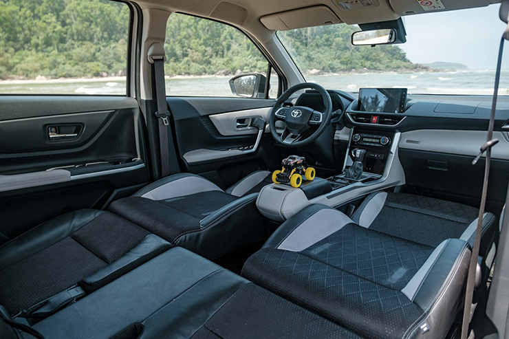 Giá xe Toyota Veloz Cross niêm yết và lăn bánh tháng 9/2022 - 5