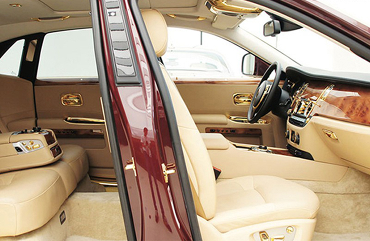 Rolls-Royce Ghost &#34;dát vàng&#34; của ông Trịnh Văn Quyết được đấu giá để trừ nợ - 5