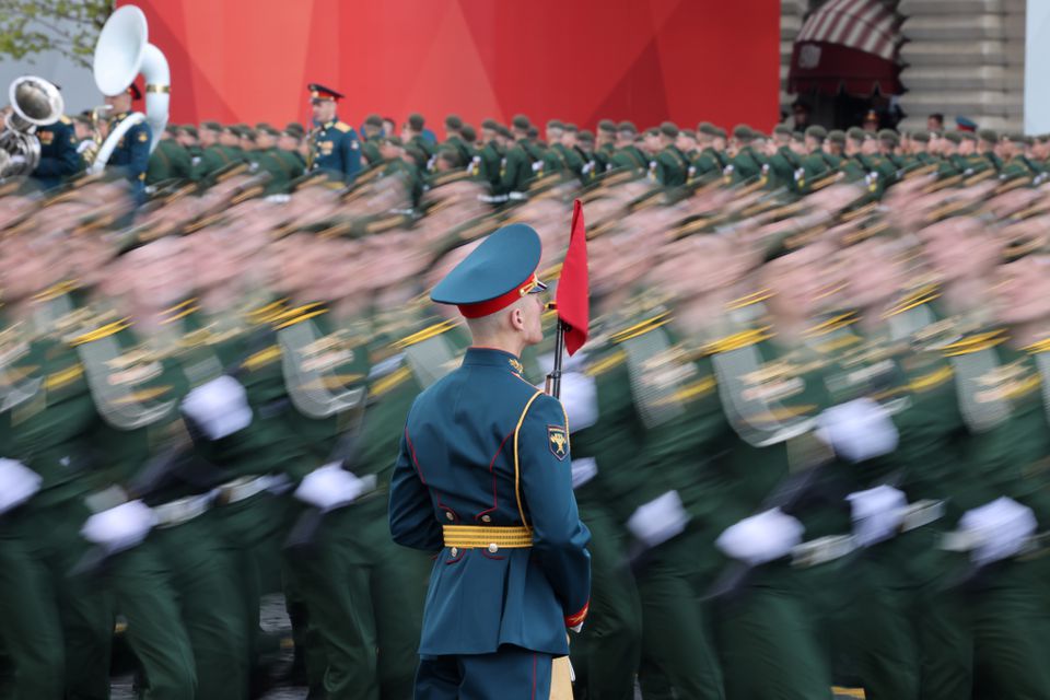 Một cuộc duyệt binh của quân đội Nga ở Quảng trường Đỏ (ảnh: Reuters)