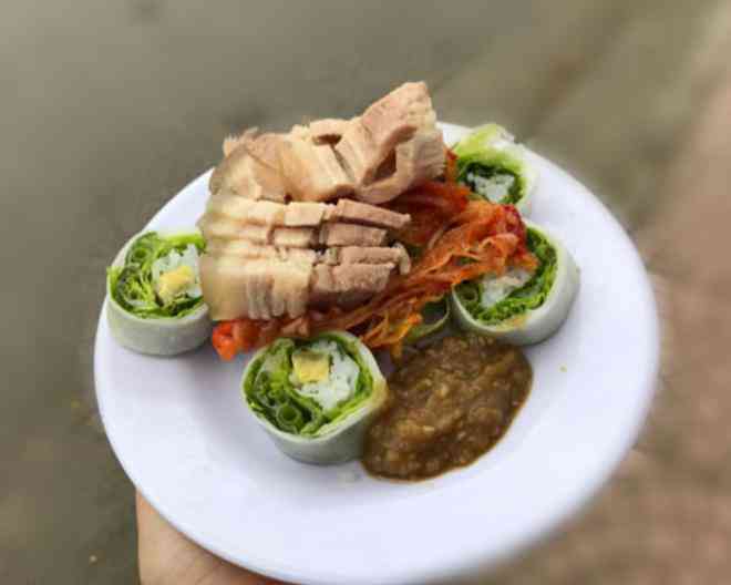 Bánh ướt cuốn tôm chua Huế