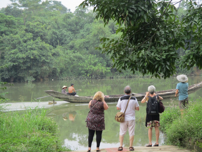 Khám phá một Huế khác ngoài ‘màu cổ kính rêu phong’ - 4