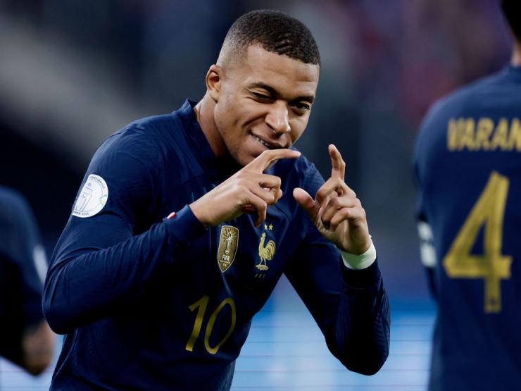 Mbappe ăn mừng siêu phẩm cà khịa LĐBĐ Pháp, Giroud áp sát kỷ lục của Henry