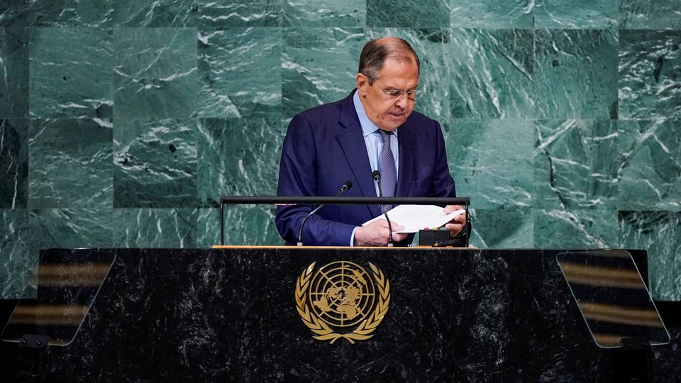 Ngoại trưởng Nga Sergey Lavrov phát biểu tại Liên hợp quốc hôm 24/9 (ảnh: Reuters)