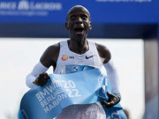 Thể thao - Nóng nhất thể thao tối 25/9: Eliud Kipchoge phá kỷ lục thế giới marathon