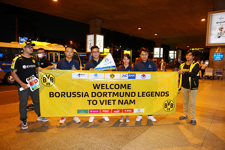 CLB Dortmund đến TP.HCM &#8220;gây quỹ&#8221;