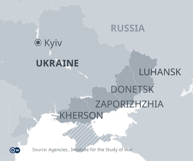 Bản đồ 4 vùng thuộc Ukraine tổ chức trưng cầu dân ý sáp nhập Nga. Phần gạch chéo là bán đảo Crimea, đã sáp nhập Nga vào năm 2014. Nguồn: DW