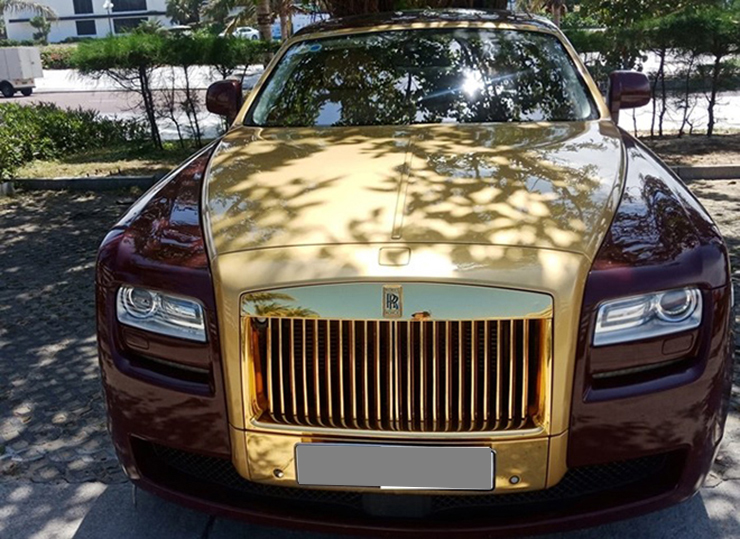 Sau phiên đấu giá "trừ nợ", Rolls-Royce Ghost mạ vàng của cựu chủ tịch FLC đã lộ diện - 5