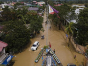 Thế giới - Bão Noru quét qua đảo chính Luzon, Tổng thống Philippines nói điều &quot;may mắn&quot;