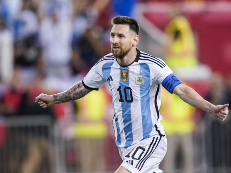 Video bóng đá Argentina - Jamaica: Sao Man City mở điểm, Messi rực sáng
