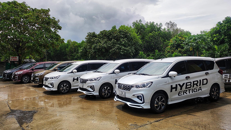 Suzuki Ertiga Hybrid ra mắt khách hàng Việt, giá bán từ 539 triệu đồng - 4