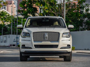 Lincoln Navigator phiên bản nâng cấp đầu tiên về Việt Nam, giá bán hơn 8 tỷ đồng