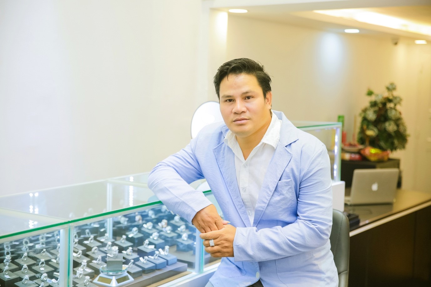 CEO Đoàn Hải Đăng: Người lãnh đạo uy tín đứng sau thương hiệu HD Diamond  - 1