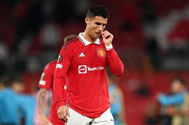 Chấn động Ronaldo bị trầm cảm phải gặp bác sĩ, tình hình hiện ra sao? - 3