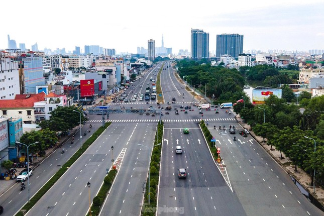 Bất ngờ &#39;&#39;đại gia mới nổi&#39;&#39; gia nhập CLB nộp ngân sách lớn nhất nước - 1