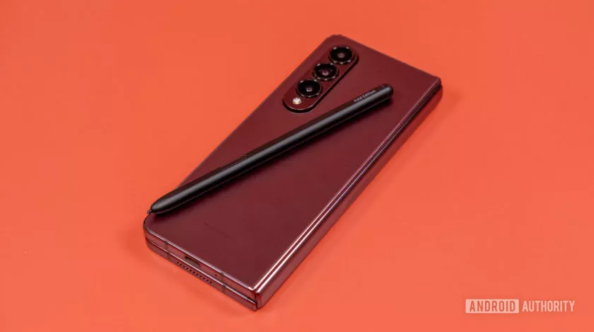 Cái giá phải trả cho Galaxy Z Fold 5 có bút S Pen là gì? - 3