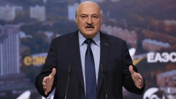 Tổng thống Belarus Alexander Lukashenko tại Diễn đàn Kinh tế Á - Âu lần thứ 2, ngày 24-5 ở Moscow - Nga. Ảnh: CNN