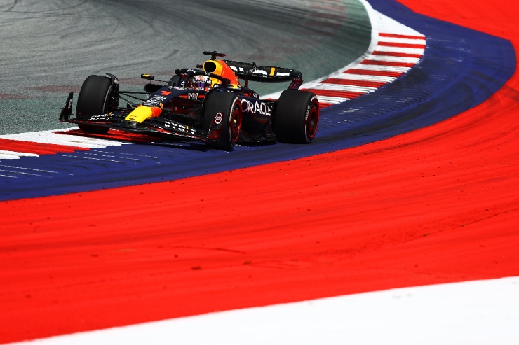 Max giành hat-trick pole tại Red Bull Ring