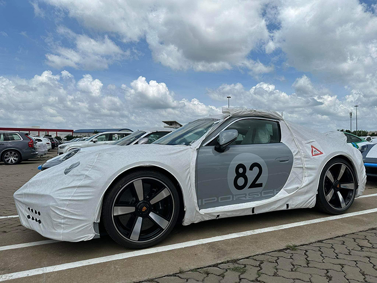 Cường Đô La chính thức nhận bàn giao Porsche 911 Sport Classic 2023 - 5