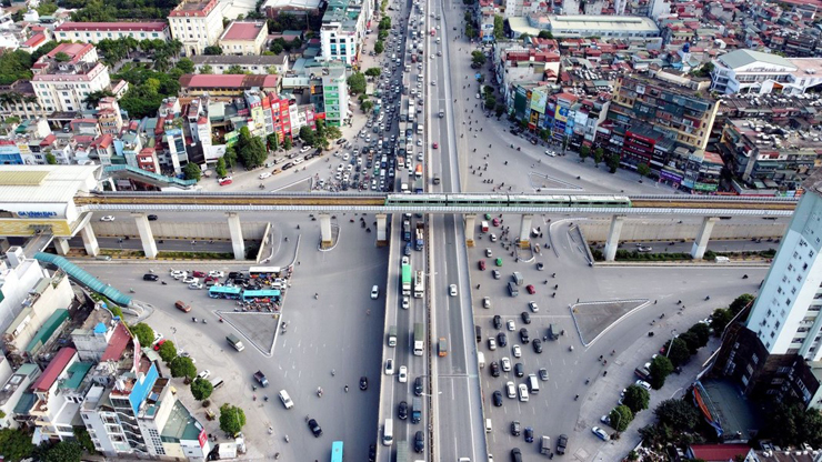 Nút giao thông Nguyễn Trãi - Thanh Xuân với 4 tầng giao thông trong đó có tuyến đường sắt trên cao Cát Linh - Hà Đông
