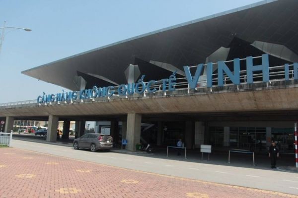 Tạm hoãn toàn bộ các chuyến bay ở Cảng Hàng không quốc tế Vinh - 2