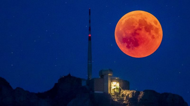 Trăng Sấm Sét – siêu trăng đầu tiên năm 2023 xuất hiện vào tối nay - 1