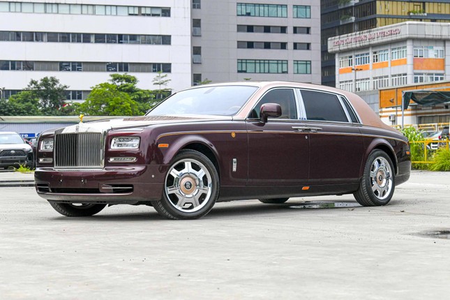2 siêu xe Rolls- Royce của ông Trịnh Văn Quyết hiện ra sao? - 1