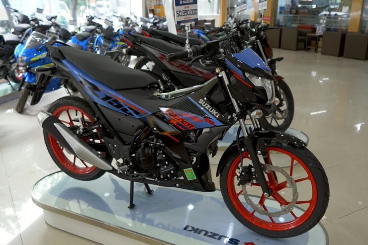 Giá Suzuki Raider chạm đáy, chỉ còn gần 42,99 triệu đồng - 1