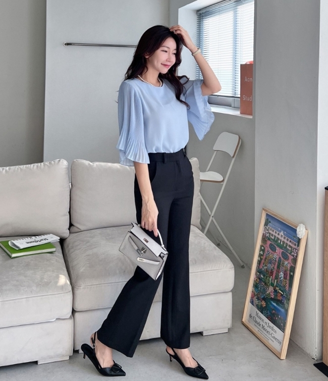 4 kiểu sơ mi công sở điệu mà không sến - 4