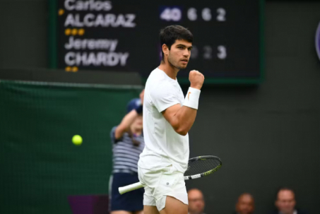 Alcaraz "minh oan" cho Djokovic, mong muốn Federer đến cổ vũ ở Wimbledon