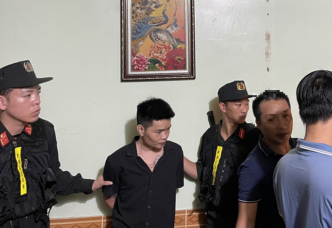 Đối tượng Lê Hữu Hà bị lực lượng công an bắt giữ